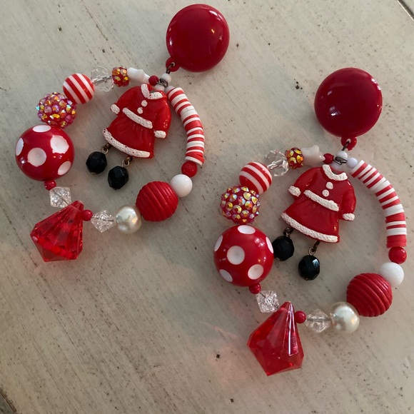 Holiday santa tree mistletoe charm earring hoop loop bead festive party dress - Picture 3 of 5